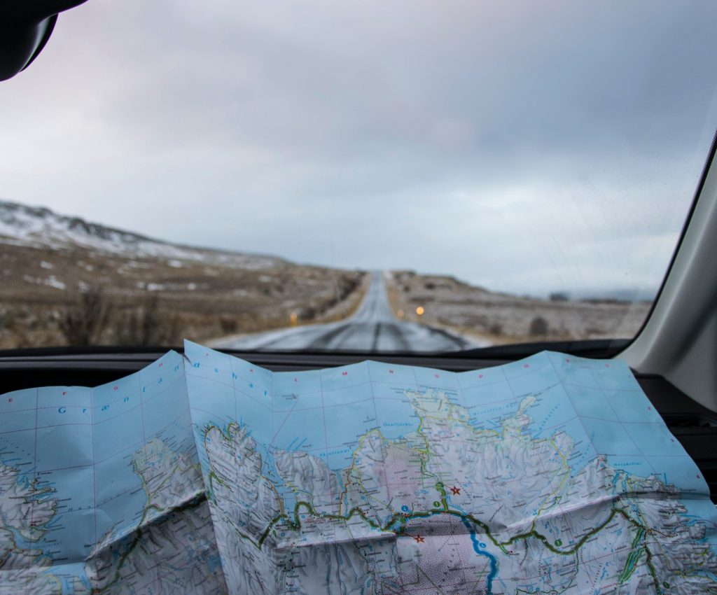 Landkarte im Auto